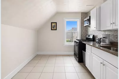 115 Thompson St, New Bedford, MA 02740 - Photo 31