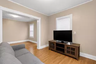 115 Thompson St, New Bedford, MA 02740 - Photo 7