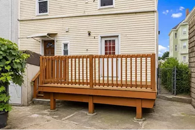115 Thompson St, New Bedford, MA 02740 - Photo 5