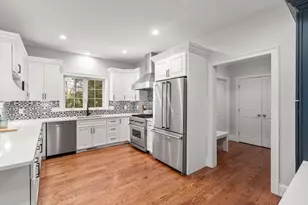 11 Shadow Ln, Wellesley, MA 02482 - Photo 7