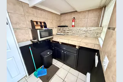 54 Ridgewood Pl, Springfield, MA 01105 - Photo 19