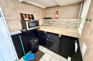 54 Ridgewood Pl, Springfield, MA 01105 - Photo 19