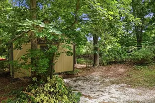 1746E Drift Rd, Westport, MA 02790 - Photo 7