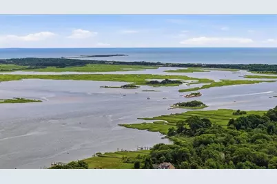 1746E Drift Rd, Westport, MA 02790 - Photo 11