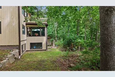 1746E Drift Rd, Westport, MA 02790 - Photo 5