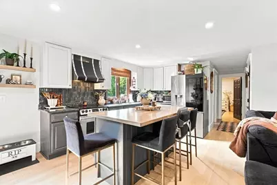 45 Cross St, Middleborough, MA 02346 - Photo 9