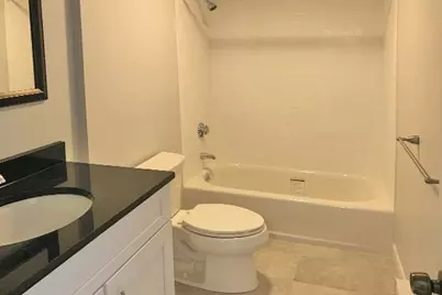 1 Elm Ct #06, North Andover, MA 01845 - Photo 9