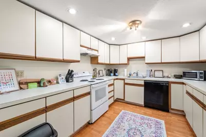 30 Peterborough #H, Boston, MA 02215 - Photo 9