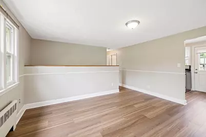 42 Neillian Street #42, Bedford, MA 01730 - Photo 3