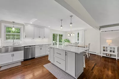 22 Barnard St, Shrewsbury, MA 01545 - Photo 9