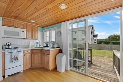 9 Windemere Rd #10, Yarmouth, MA 02673 - Photo 9