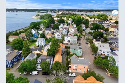 8 Saunders St, Salem, MA 01970 - Photo 39
