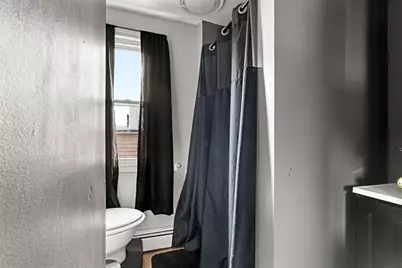 8 Saunders St, Salem, MA 01970 - Photo 29