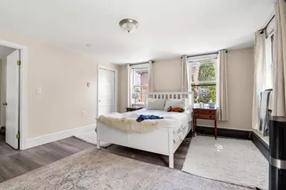 8 Saunders St, Salem, MA 01970 - Photo 9