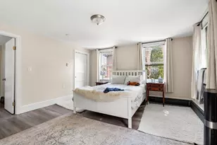 8 Saunders St, Salem, MA 01970 - Photo 9