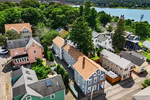 8 Saunders St, Salem, MA 01970 - Photo 5