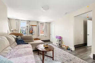 8 Saunders St, Salem, MA 01970 - Photo 13