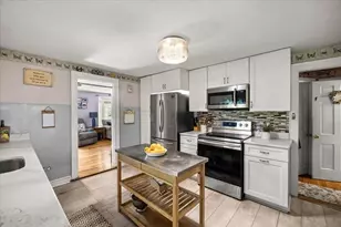 446 Plymouth St, Abington, MA 02351 - Photo 9