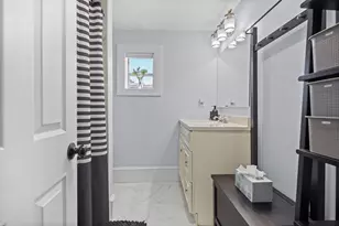 14 Everett, Medford, MA 02155 - Photo 13