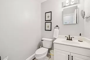 162 Main St, Southborough, MA 01772 - Photo 21