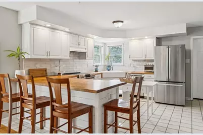 162 Main St, Southborough, MA 01772 - Photo 5