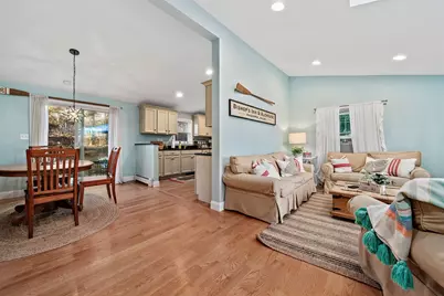 36 Cranberry Ave, Mashpee, MA 02649 - Photo 3