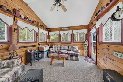 19 Pinehill St, Taunton, MA 02780 - Photo 17