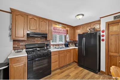 19 Pinehill St, Taunton, MA 02780 - Photo 21