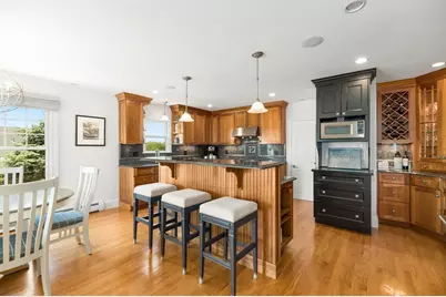 70 Grapevine Road #B, Gloucester, MA 01930 - Photo 9