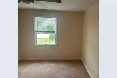 28 Farragut Street #2nd Fl., Lowell, MA 01854 - Photo 11