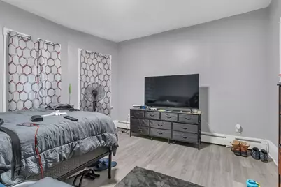 38 Mitchell St, Providence, RI 02907 - Photo 19