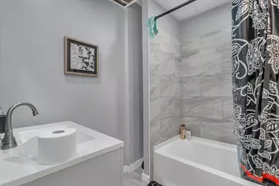 38 Mitchell St, Providence, RI 02907 - Photo 13