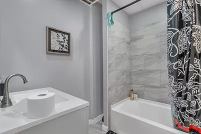 38 Mitchell St, Providence, RI 02907 - Photo 13