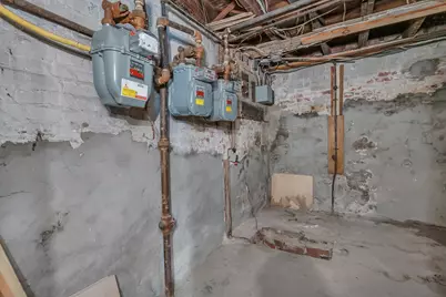 38 Mitchell St, Providence, RI 02907 - Photo 9