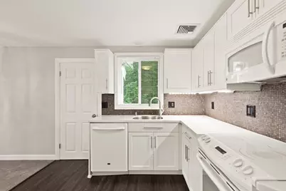 11 Fellsmere Street, Lynn, MA 01904 - Photo 9