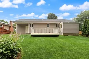 11 Fellsmere St, Lynn, MA 01904 - Photo 3