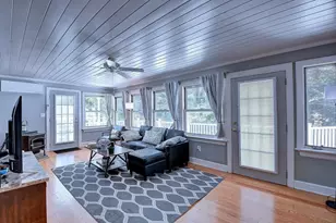 647 Main St, Oxford, MA 01537 - Photo 9