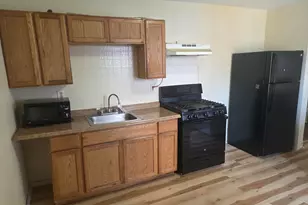 210 Farnham St, Lawrence, MA 01843 - Photo 7
