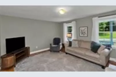 28 Sullivan Blvd #A, Oxford, MA 01540 - Photo 5