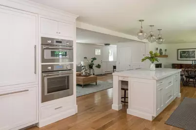 9 Fairfield Dr, Sandwich, MA 02537 - Photo 5