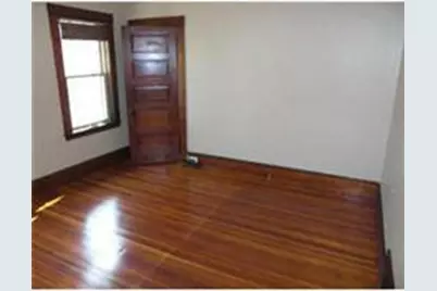107 Merrymount Rd #2, Quincy, MA 02169 - Photo 3