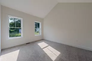 112 Genest St, Dracut, MA 01826 - Photo 13