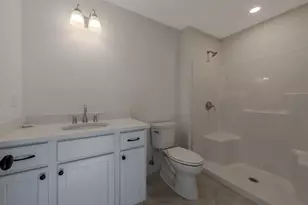 112 Genest St, Dracut, MA 01826 - Photo 11