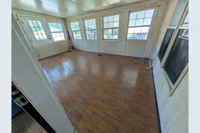 105 Clayton Drive, West Springfield, MA 01089 - Photo 3