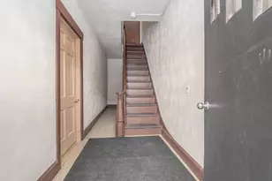 62 Temple St, Somerville, MA 02145 - Photo 3
