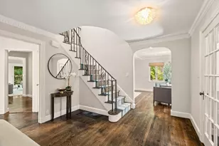 142 Beverly Rd, Brookline, MA 02467 - Photo 17