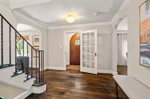142 Beverly Rd, Brookline, MA 02467 - Photo 3