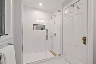 142 Beverly Rd, Brookline, MA 02467 - Photo 21