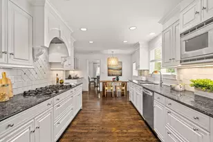 142 Beverly Rd, Brookline, MA 02467 - Photo 13