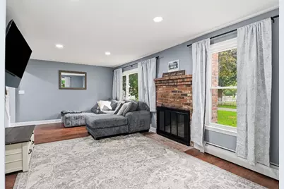 25 Pineywood Ave, Wilbraham, MA 01095 - Photo 11